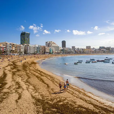 Beachfront Palmas Playa Canteras Holiday home