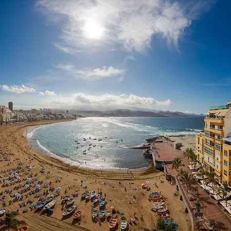 Beachfront Palmas Playa Canteras